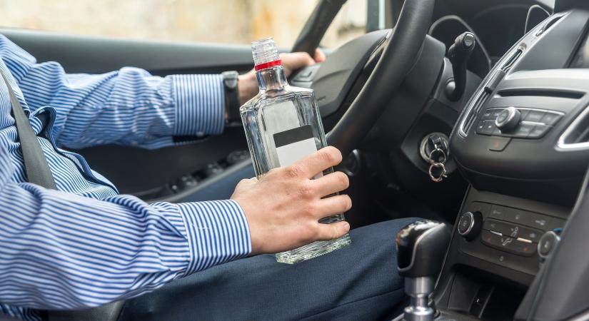 Nem csak a jogosítványt, a biztosítást is bukhatják az ittas sofőrök