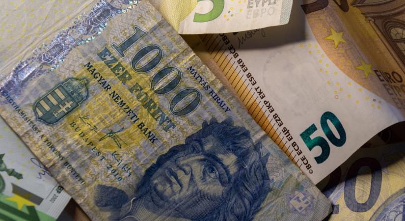 Húsvétra a forint is feltámadhat: egyre távolabb evickél a 400-as eurótól a magyar valuta