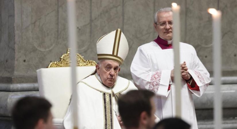 Ferenc pápa: Elég egy billentyűzet a vádaskodáshoz és az ítéletek közléséhez