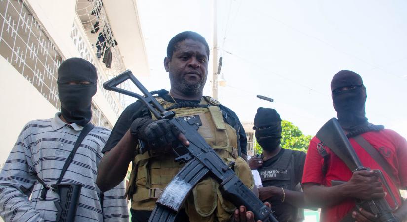 Jimmy „Barbecue” Chérizier haiti bandavezér tárgyalna a békéről