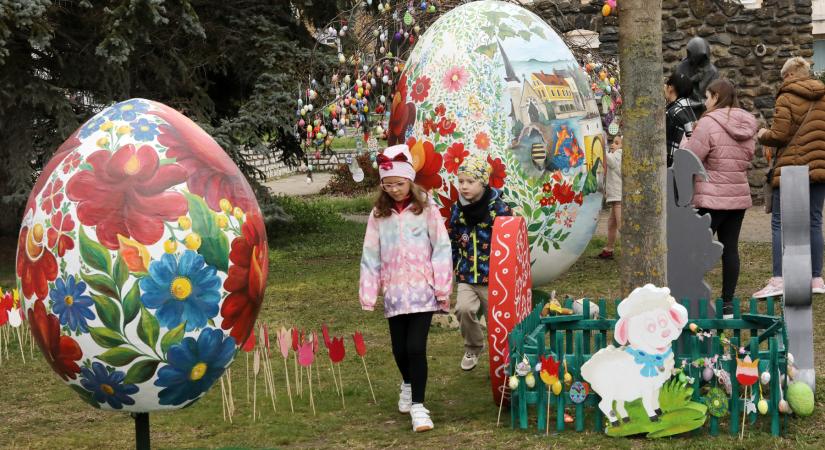 A húsvét és a tojás: látványosságok, finomságok, népszokások