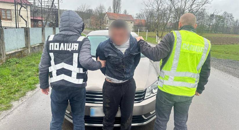 Kábítószer-kereskedőt tartóztattak le Bilkén