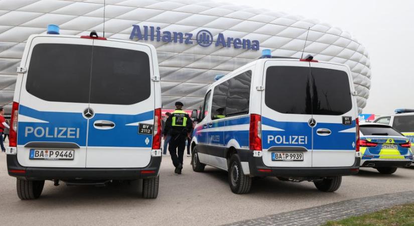 Célkeresztbe vette az Iszlám Állam a német szurkolókat, hatalmas a rendőri készültség a a Bayern München és a Borussia Dortmund meccsén