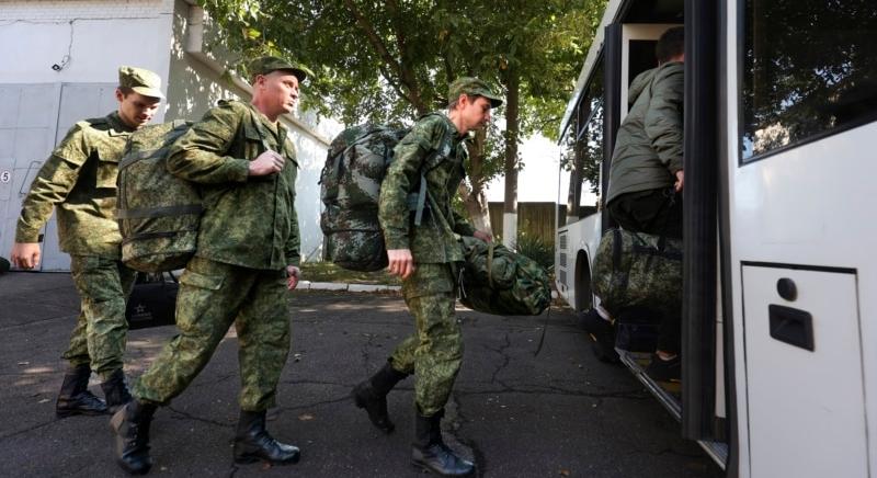 Pár ezer euróért állnak orosz katonának moldovai és nepáli férfiak
