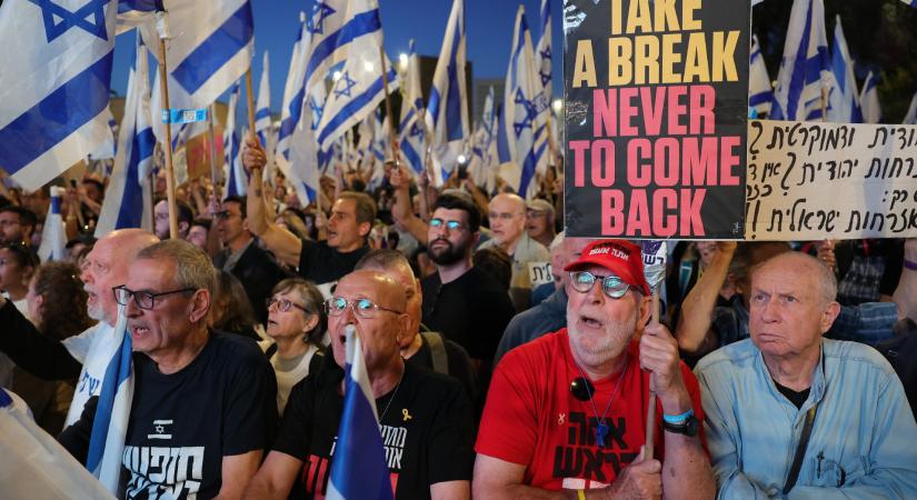Előre hozott választásokért tüntettek Izraelben