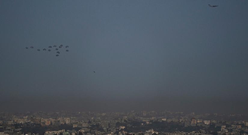 Tovább folynak a harcok a Gázai övezet teljes hosszában hétfőn