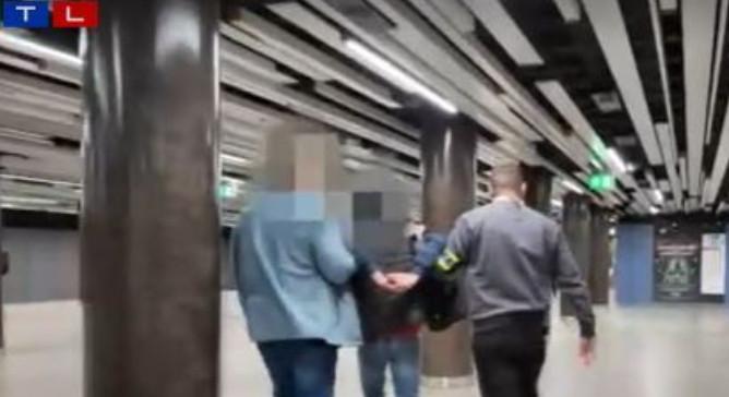 Ellopott részegen egy sportautót Vácon, elgázolta a tulajdonosát, a 3-as metróban fogták el a rendőrök