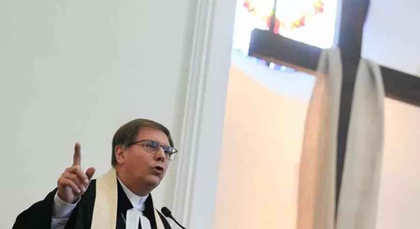 Fabiny püspök: tönkreteheti Krisztus ügyét a korrupció
