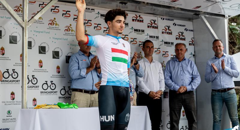 Országútis hírek külföldről: Pakot András remekelt Olaszországban, Primoz Roglic nyerte a Baszk Kör nyitányát, furcsán értelmezi a saját szabályait az UCI