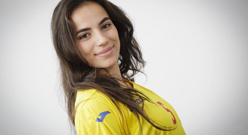 A szomszédban focizik Kelet-Európa egyik legcsinosabb női futballistája
