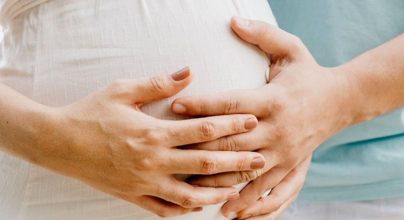 Megszakítottak egy méhen kívüli terhességet: az orvosokat is ledöbbentette, ami ezután történt