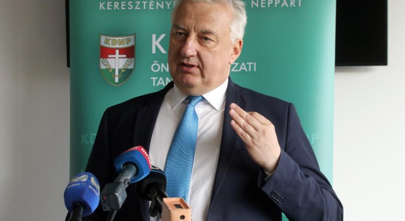 Rotyis Bálint, a Fidesz elemzője durván nekiment a KDNP-nek