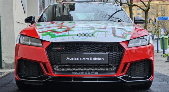 Megnéztük a különleges utolsó győri Audi TT RS Roadstert, mellyel autistákat támogatnak