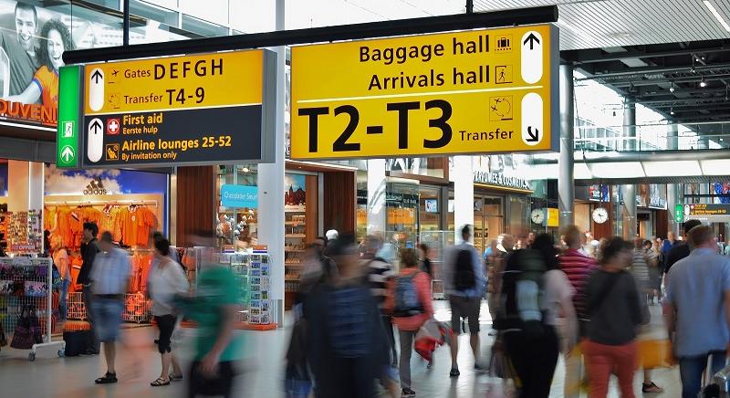A légi Schengen-tagság ellenére ellenőrzik a Romániából érkezett utasok okmányait?