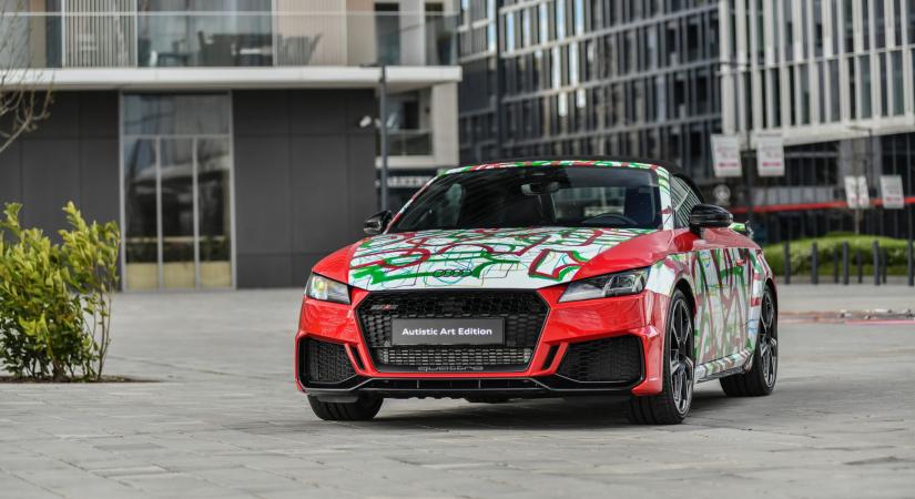 Autista művész rajza díszíti az utolsó győri Audi TT RS modellt