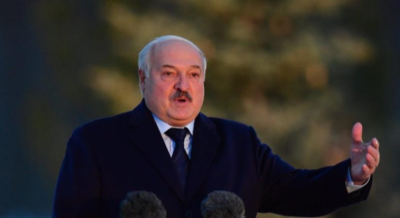 Aljakszandr Lukasenka: Fehéroroszország felkészül egy háború lehetőségére