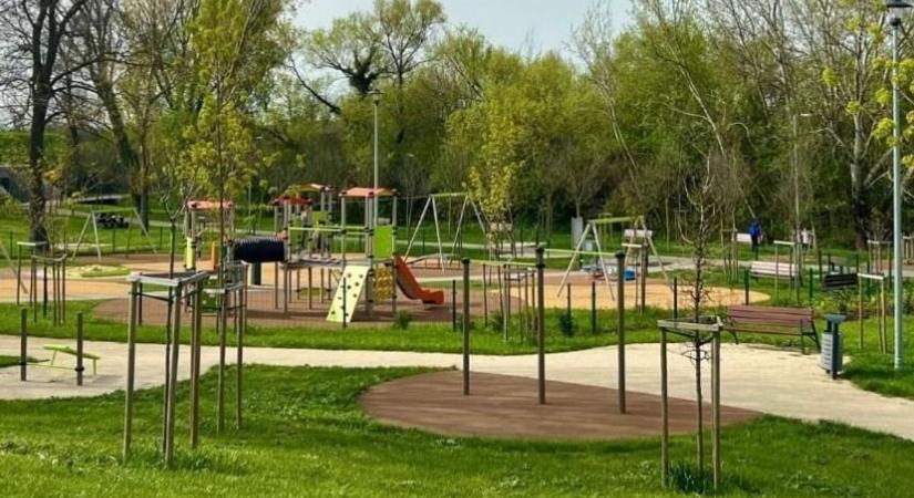 Új közparkot és játszóteret adnak át Balatonfüreden