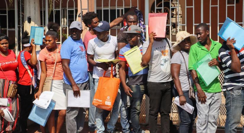 Haiti válság: több mint ötvenezren hagyták el a fővárost
