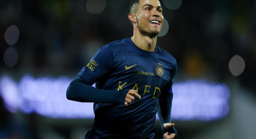 Parádés Ronaldo-mesterhármas: két szabadrúgásgól, majd egy elegáns átemelés