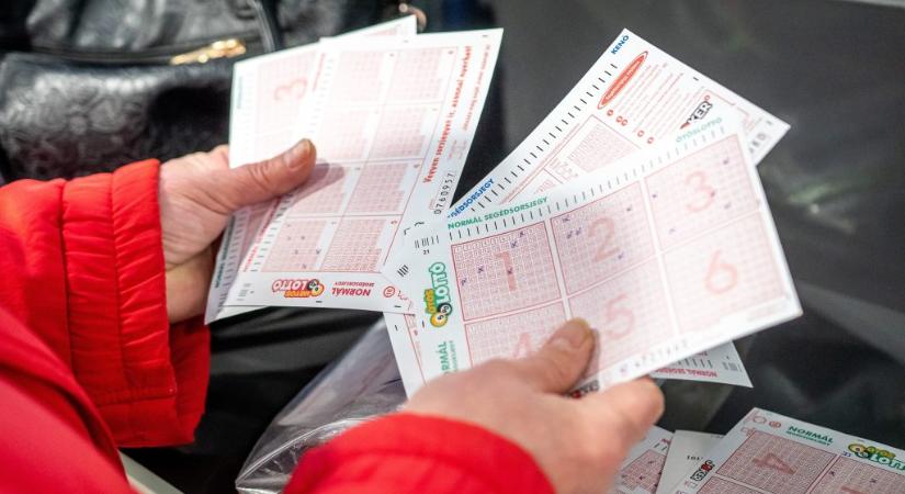 Kétezer lottónyertesnek adott már tanácsot – elmondta a legnagyobb hibát