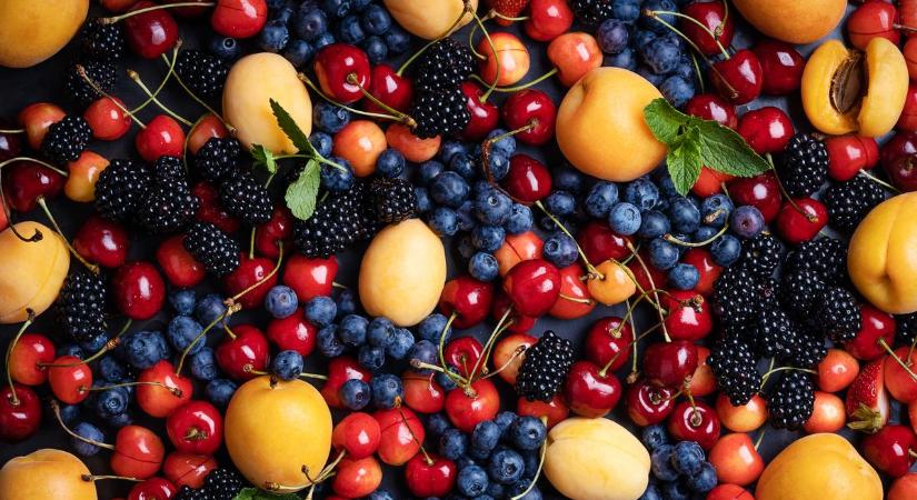 Dietetikus ismerősöm most elárulta! Ez a 8 bogyós gyümölcs a legegészségesebb