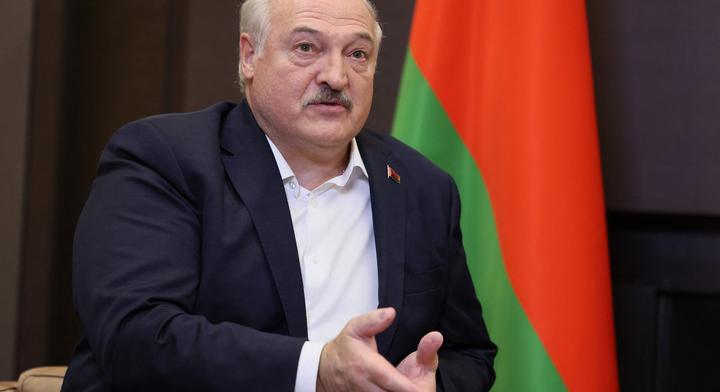 Fehéroroszország békés, de felkészül egy háború lehetőségére – Lukasenka
