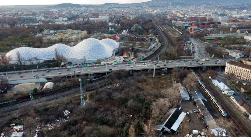 Kezdődik a felújítás a Hungária körúti felüljárón