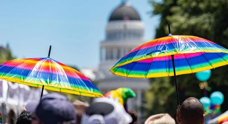 Sacramento védett várossá nyilvánította magát a transznemű emberek számára