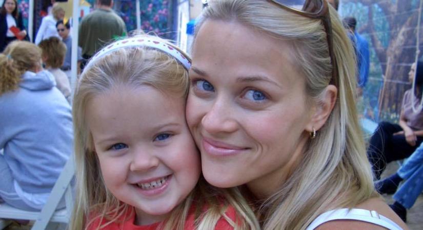 Reese Witherspoon lánya már 24 éves – Ava olyan, mintha az anyukája ikertestvére lenne