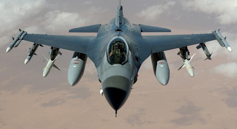 F-16-osokon alapuló ukrán légierő létrehozását segíti három nyugati ország