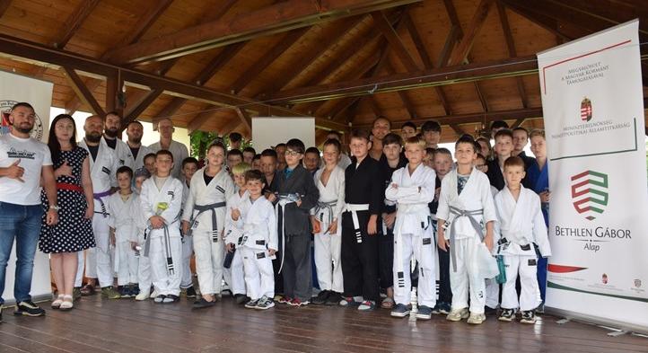 Brazil jiu-jitsu harcművészeti tábor Ugocsában - Önvédelem, fegyelem, bizalom