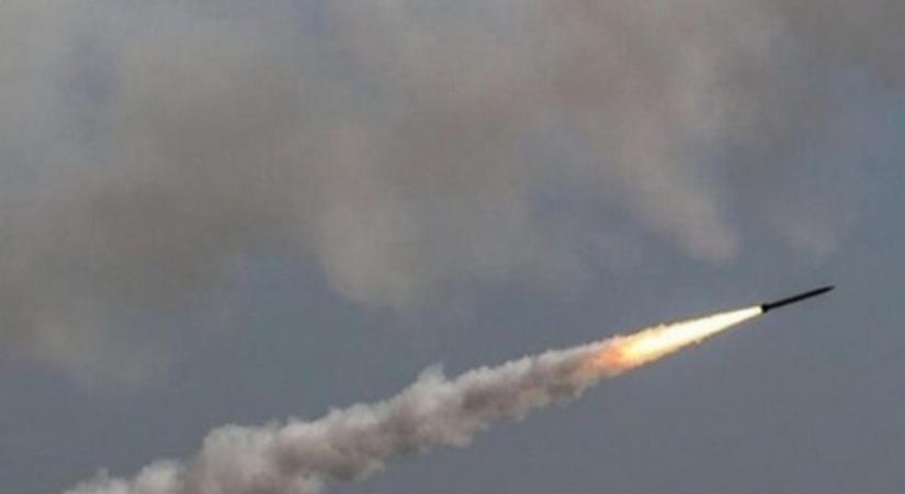 Orosz rakétacsapás érte a Donyeck megyei Avgyijivkát, sérültek