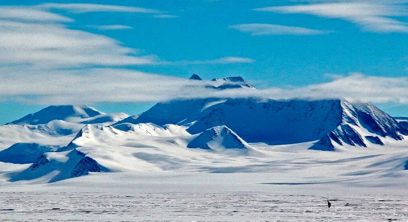 A Déli-sark és Északi-sark tengeri jege eltérően reagál a klímaváltozásra