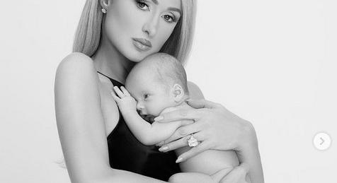 Paris Hilton megmutatta cuki kisbabáját: a kis Phoenix már három hónapos
