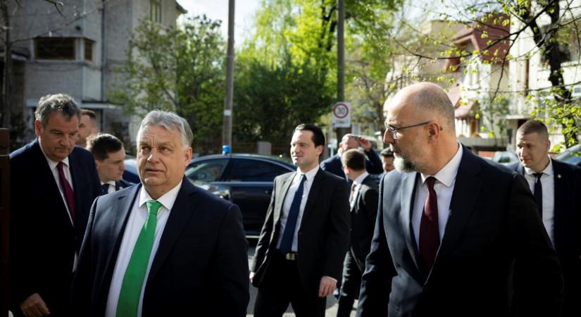 Kelemen Hunorral és Marcel Cioacuval is tárgyalt Orbán Viktor
