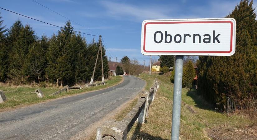 Lombkoronasétány is lesz milliárdokból Obornakon, a falu melletti Eszteregnyén is nagyberuházást terveznek