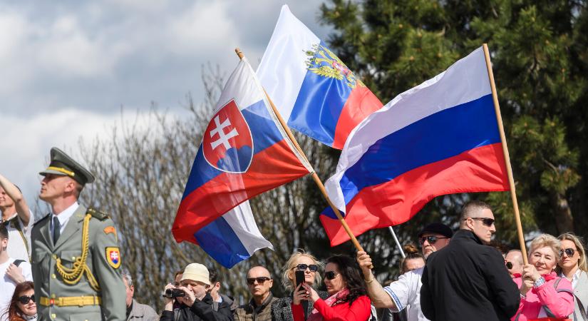 Fico Oroszország és Fehéroroszország nagyköveteivel emlékezett Pozsony felszabadítására