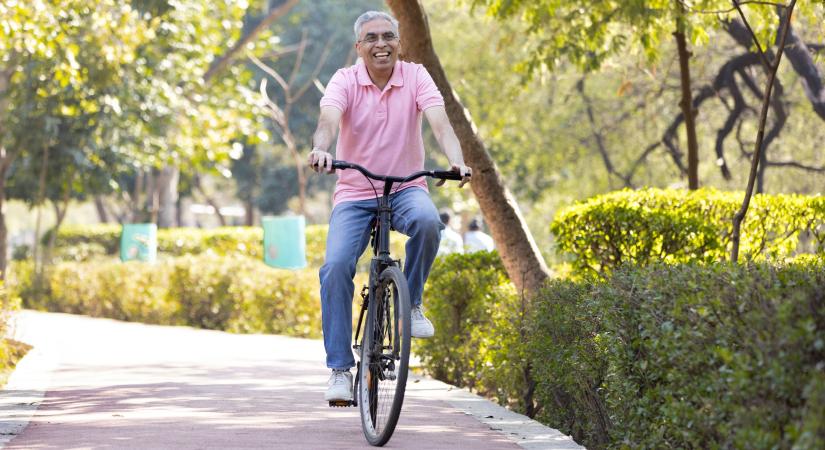Sokan elrontják: ha így kerékpározik, nagy terhelést okoz a gerincének