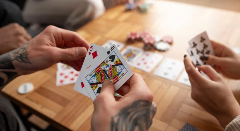 Az online kártyajátékok előnyei és pozitívumai