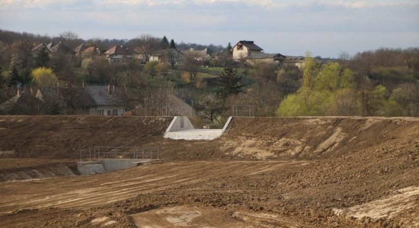 Elkészült a záportározó, már nem fognak gondot okozni a villámárvizek