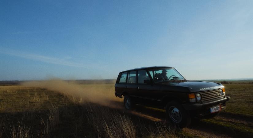 Ez is túlél mindent - Videóteszt: Range Rover Vouge SE - 1986.