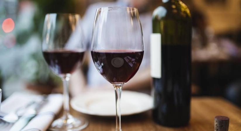 Hány kalória van egy pohár vörösborban? 8 kérdés, amire tudnod kell a választ, ha fogyni akarsz