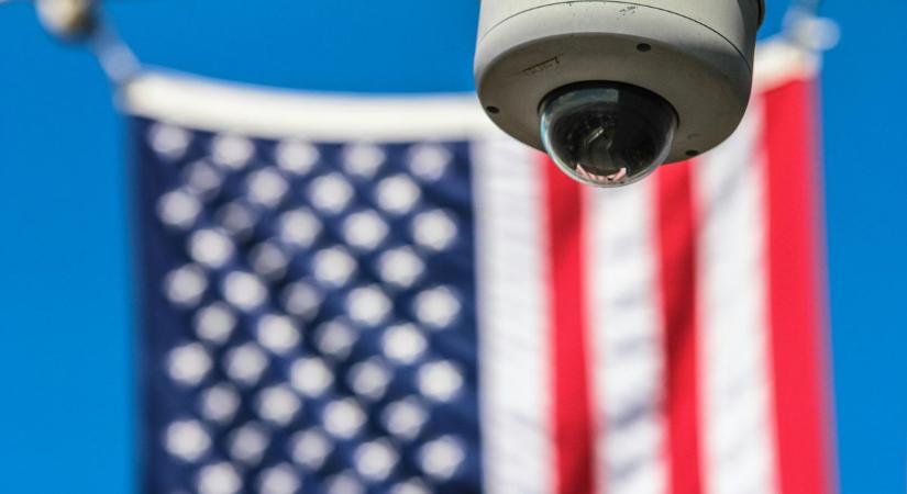 Loptunk, csaltunk, hazudtunk – mondta a CIA egykori vezetője