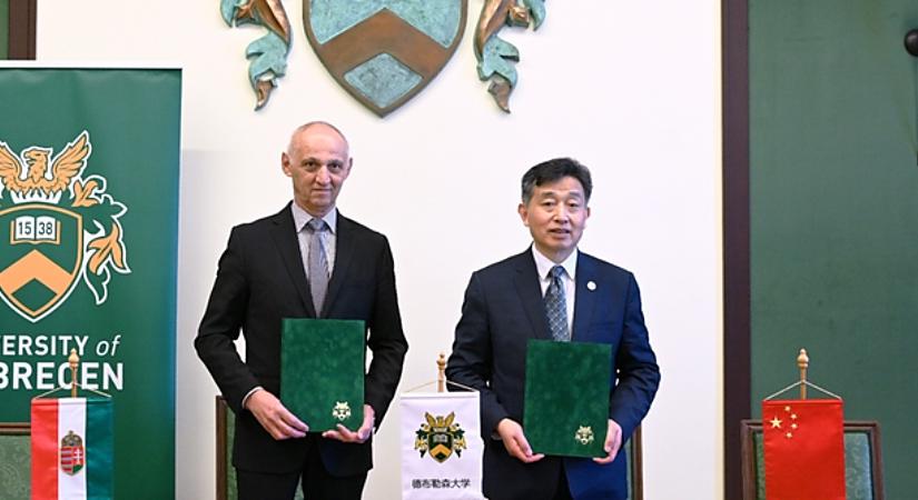 Erősíti kínai kapcsolatait a Debreceni Egyetem