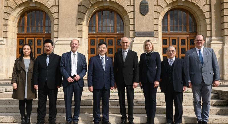Tovább bővítette kínai kapcsolatait a Debreceni Egyetem