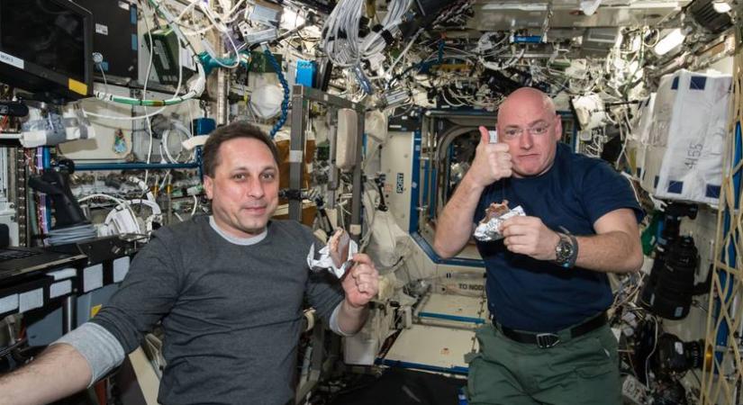 Ennyit kell enniük az űrhajósoknak a Földön kívül: te kibírnád?