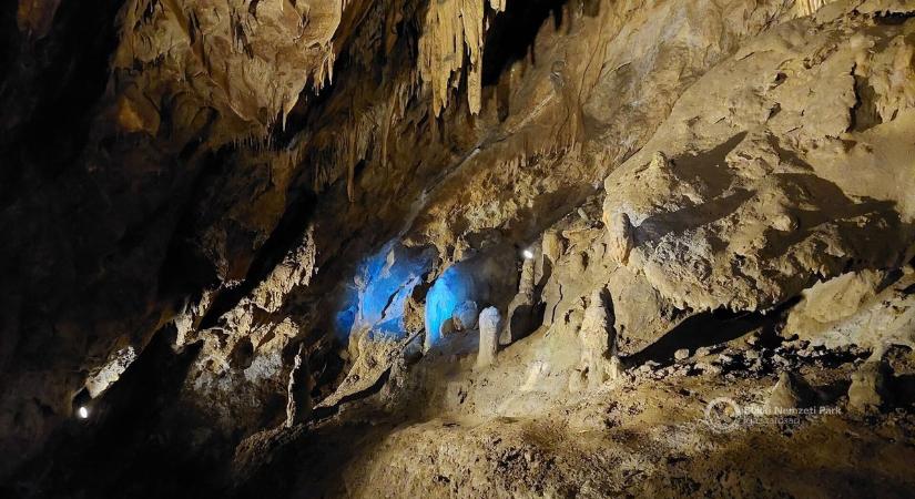 Ön is relaxálhat a gyógyhatású lillafüredi Szent István-barlang Fekete-termében!