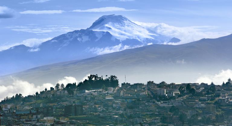 Péntek óta nem találnak három lavinabalesetben eltűnt embert Ecuadorban