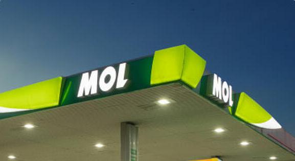 A Mol ajánlást eladásról tartásra javították