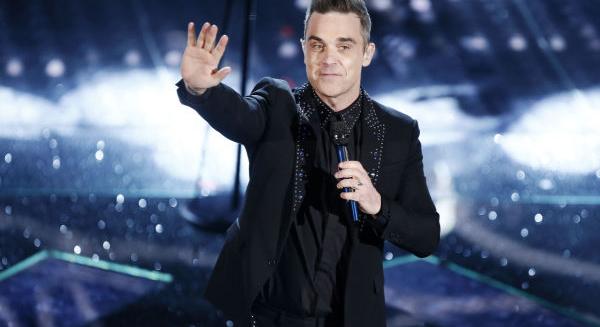 Robbie Williams elmondta, kit tart az egyetlen hiteles rocksztárnak
